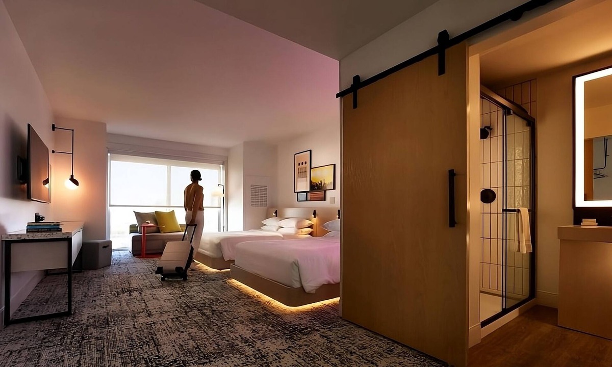 Castleberry Hill Hotel | 2 Beautiful Units Minutes to Georgia Aquarium and Zoo Atlanta! Onsite Parking!