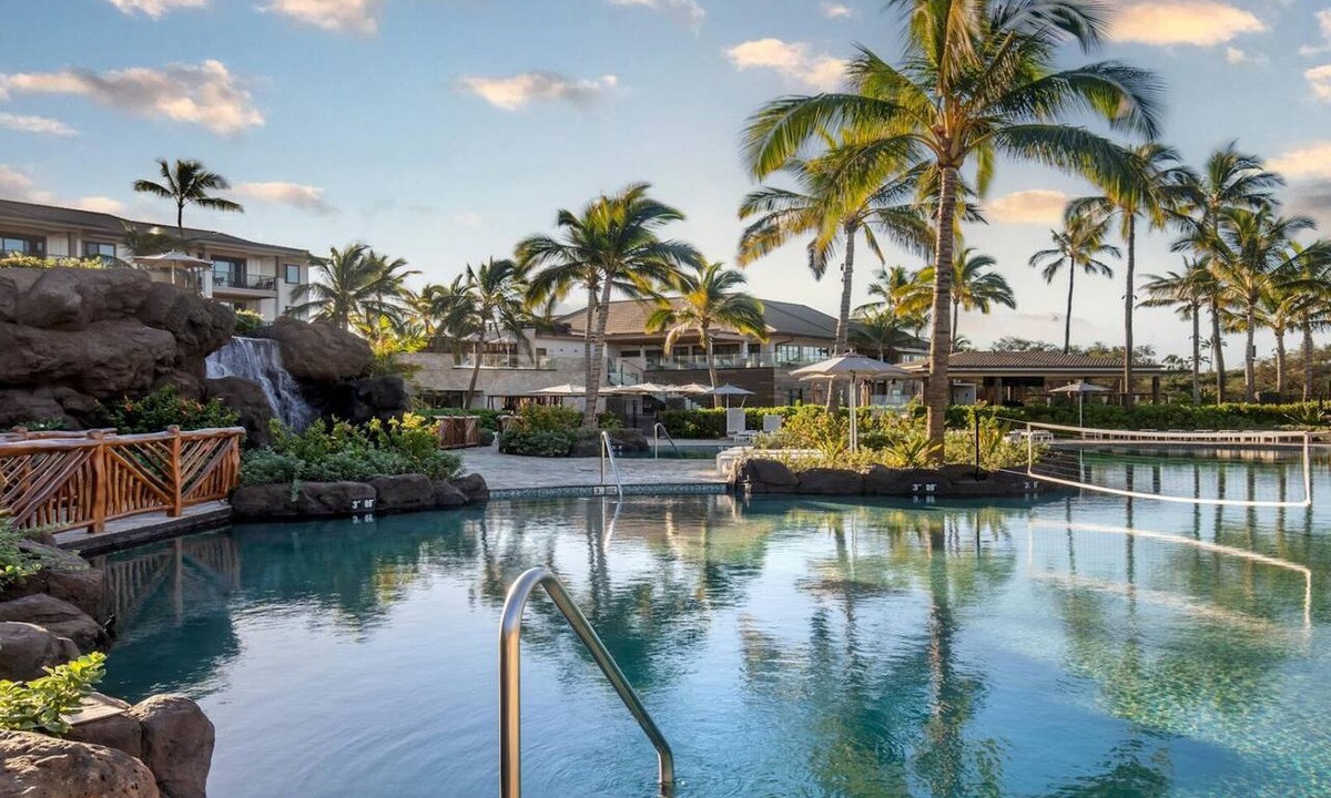 Kihei Resort | 2BR Plus at Maui Bay Villas, Hilton Grand Vacations Club in Sunny Kihei
