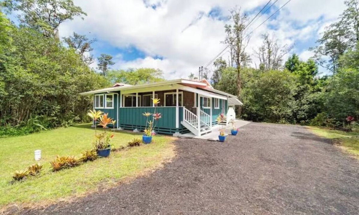 Orchidlands Estates House | 3.6-Acre Hawaiian Forest Retreat, King Suites, Hot Tub, AC