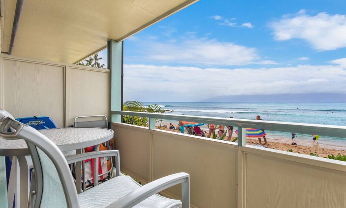 Napili Condo | Aloha Condos, Napili Bay Resort, Condo 105, Beachfront