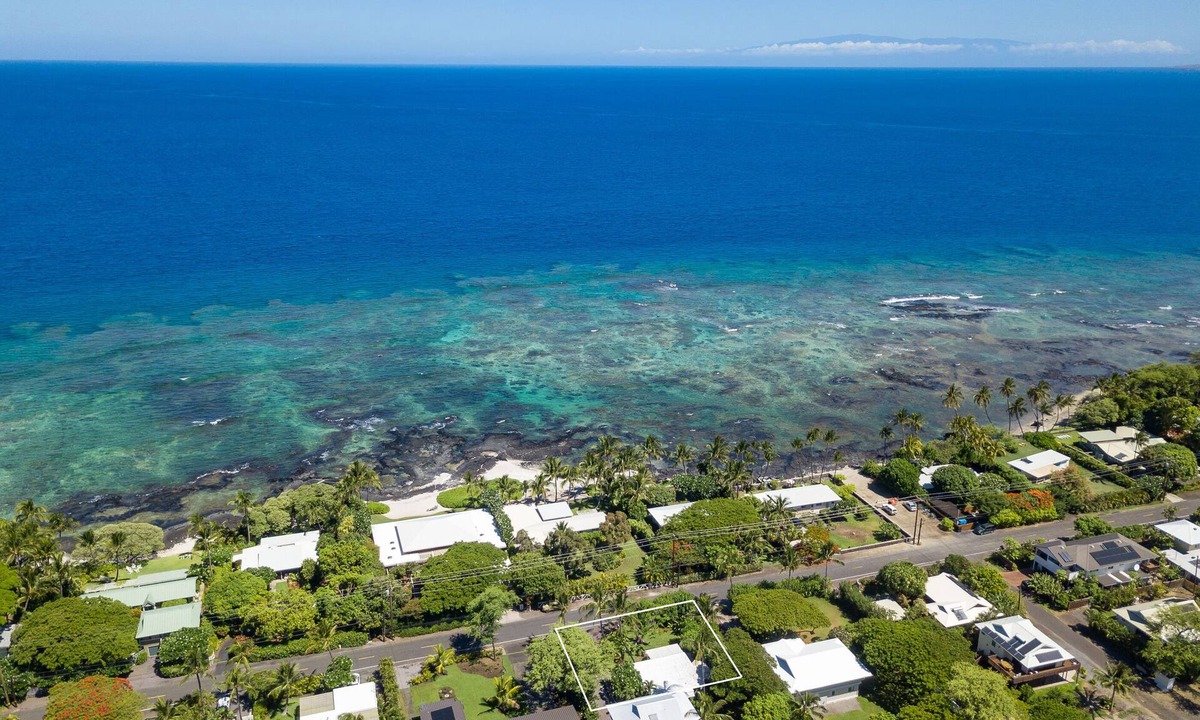 Kamuela Cottage | B.I. Plumeria Cottage -Summer Rates! Perfect Couples Getaway in Magical Puako