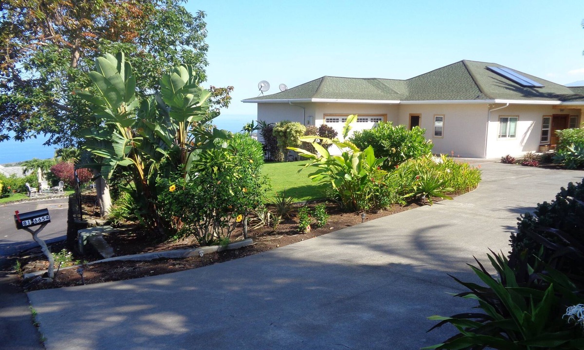 Kealakekua House | Beautiful Kealakekua Home w/Spectacular Ocean View