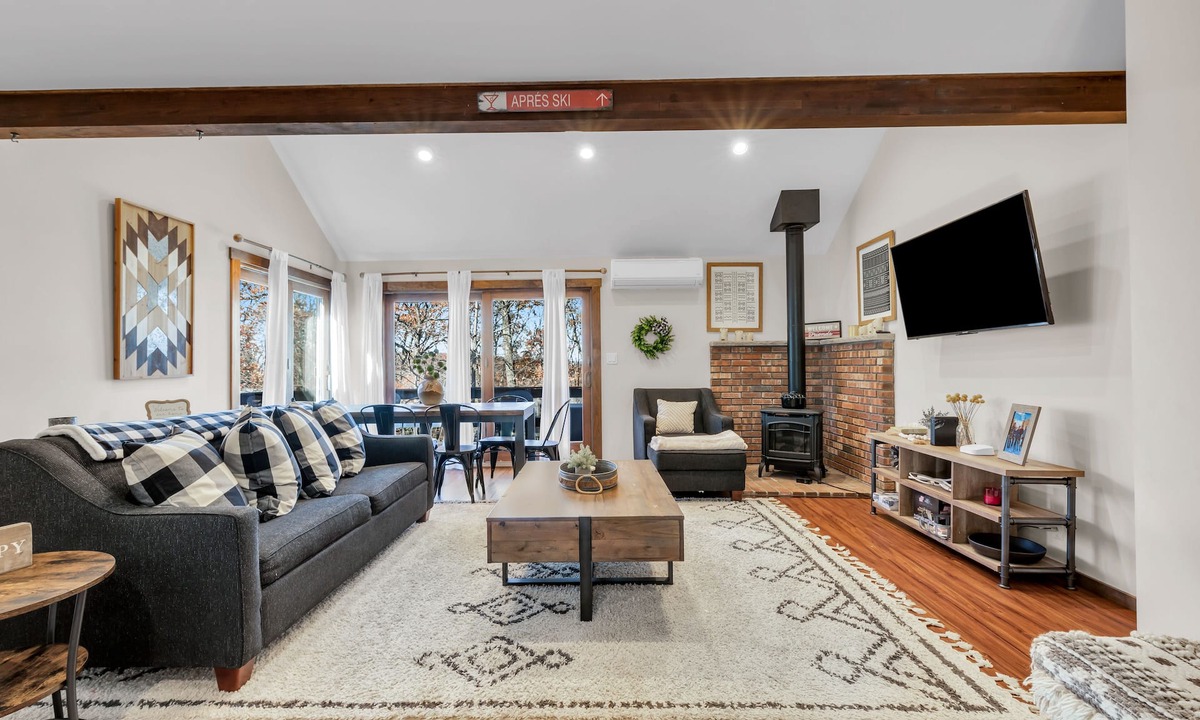 Village at Camelback House | Camelback Beach and mountain adventures are Open. Stay at the best unit on MTN.