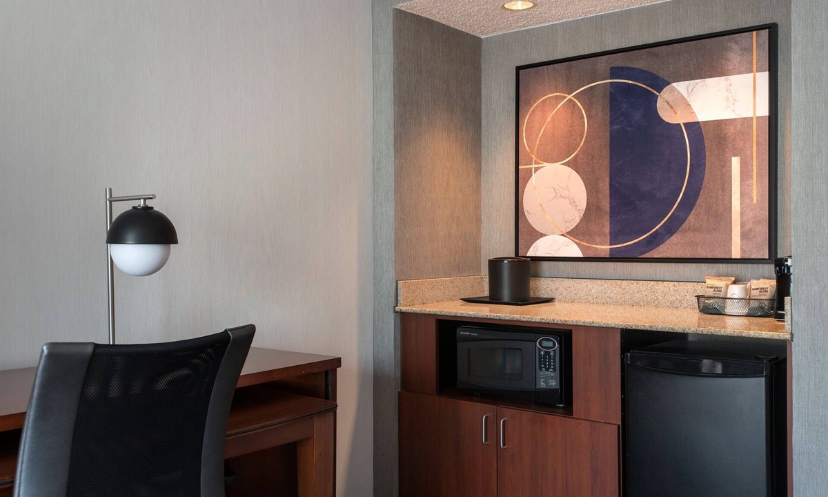 Hunt Valley Hotel | Courtyard by Marriott Baltimore Hunt Valley