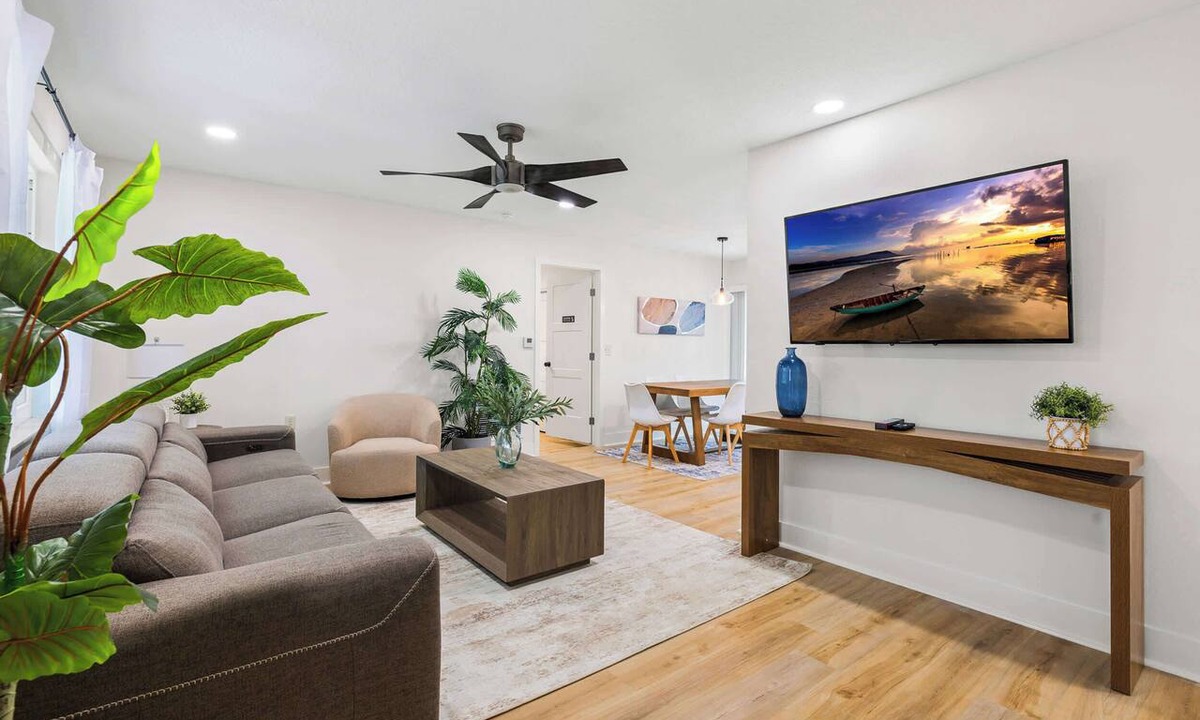 Ridge Manor House | Cozy 3BR Ridge Manor Retreat