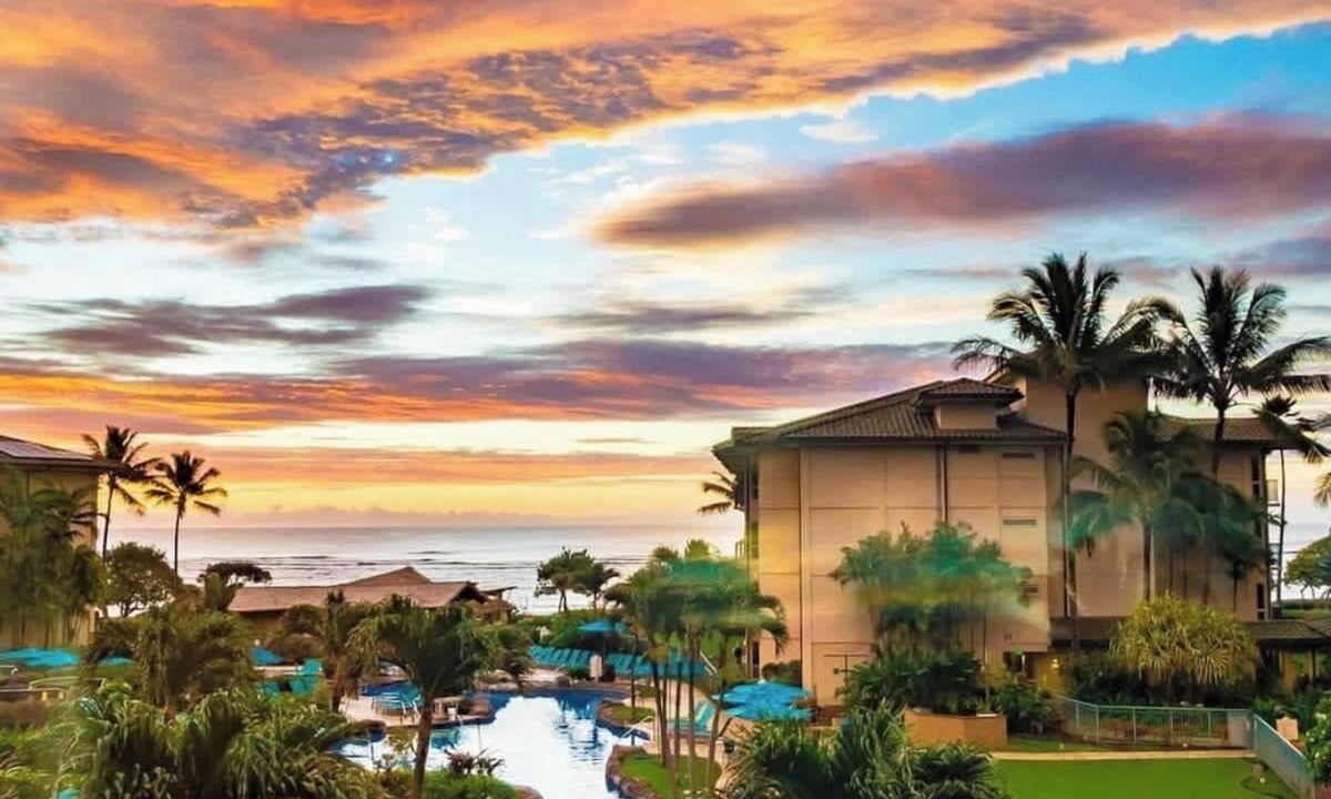 Wailua Condo | D304 - 2 King Beds, Ocean Views, AC, Resort Amenities in Kapaa! Modern & Clean!