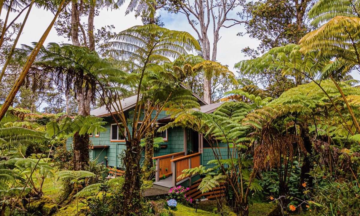 Royal Hawaiian Estates Cottage | Darling, Private Cottage Near Hawaii Volcanoes Nat'l Park