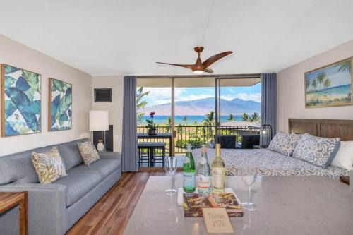 Kihei House | Endless & Elegant Vistas