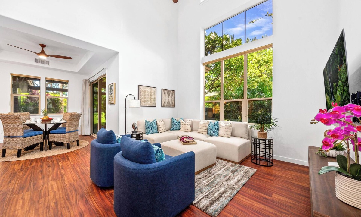 Kamuela House | *Fairways Mauna Lani #1606 - Luxurious 2-Bedroom Retreat: 2 King beds, Remodele
