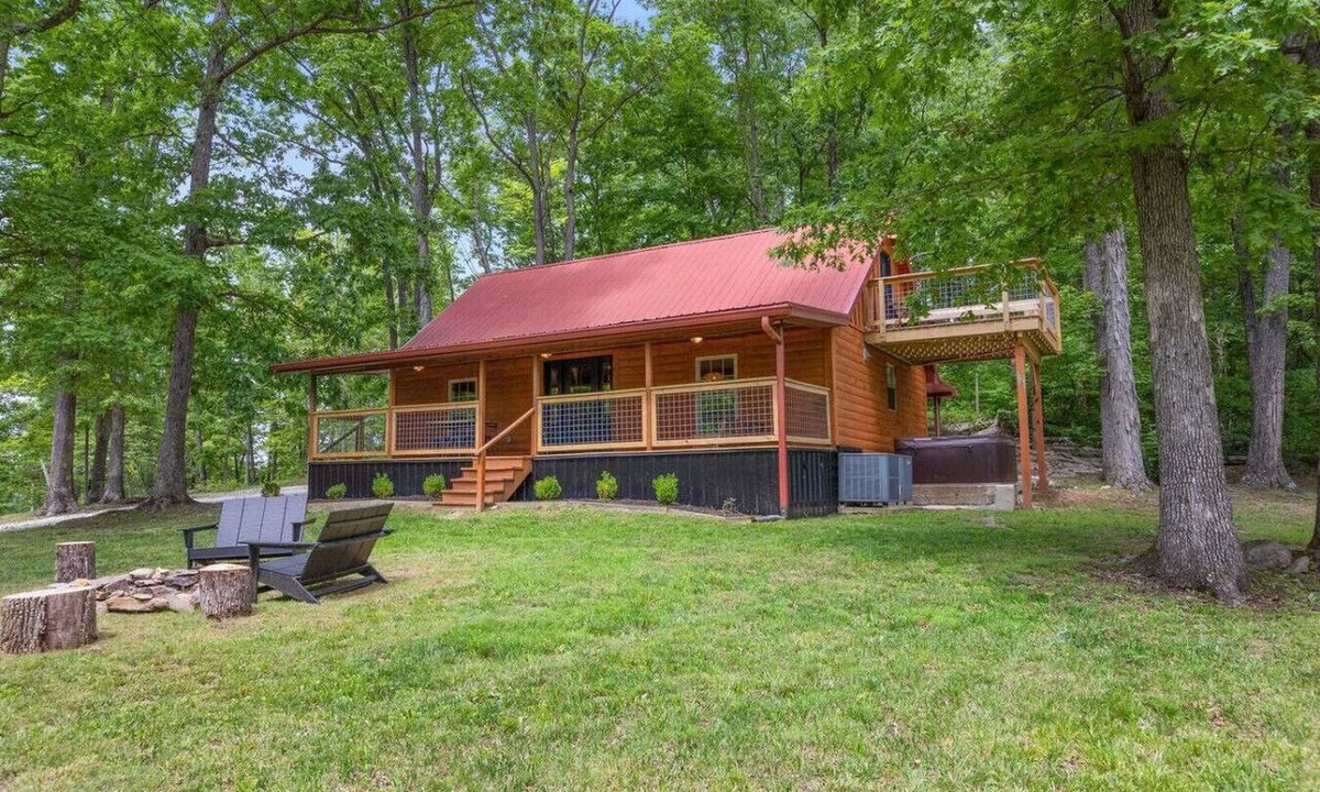 Stanton Cabin | Furnace Mountain Retreat | Private Hot Tub, Ridgeline Views + 10 Private Acres