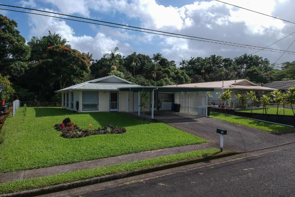 Hilo House | Hilo Hale Kaumana home