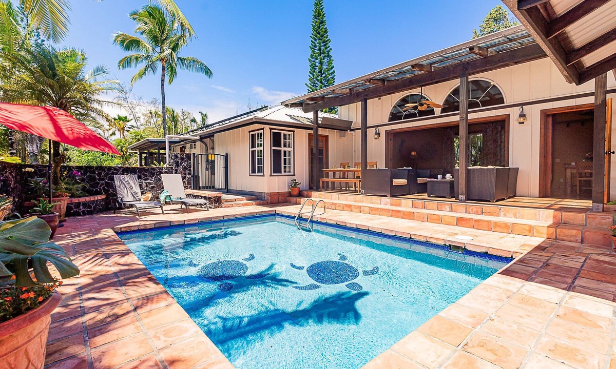 Keaau House | House of Paddles, POOL, Ocean close in Keaau, Hawaii, near Hilo