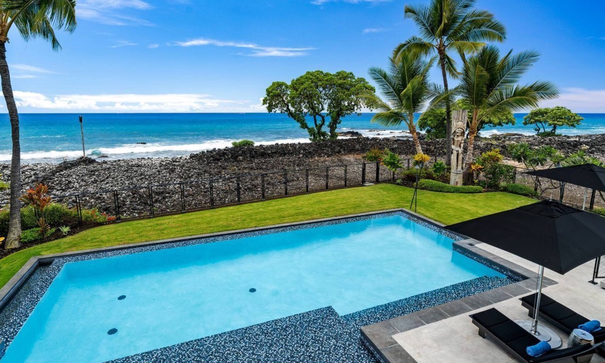 Kahaluu-Keauhou House | "Iron Man 2026 Available" Oceanfront Villa W/detached Ohana and Private Pool