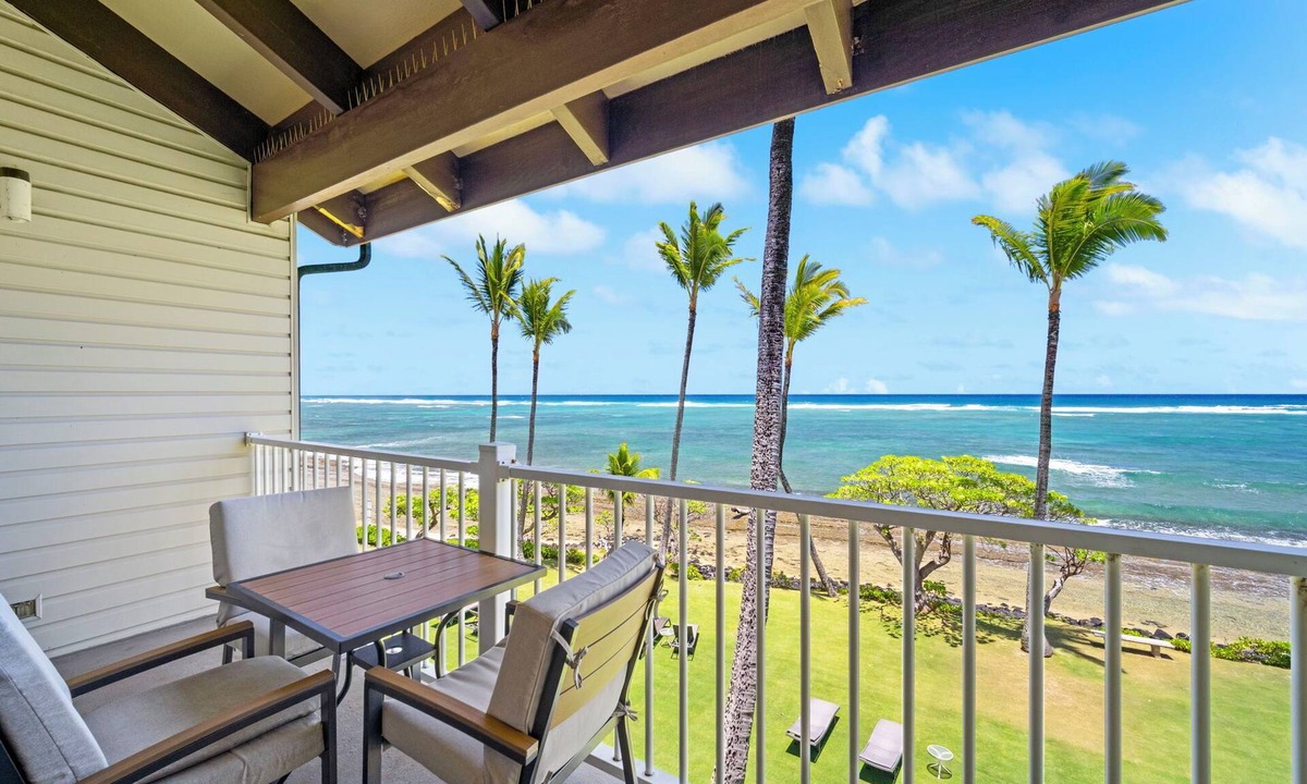 Wailua Condo | Kapaa Shore Resort A308, Oceanfront, Moon Rise and Sunrise views, 3rd floor