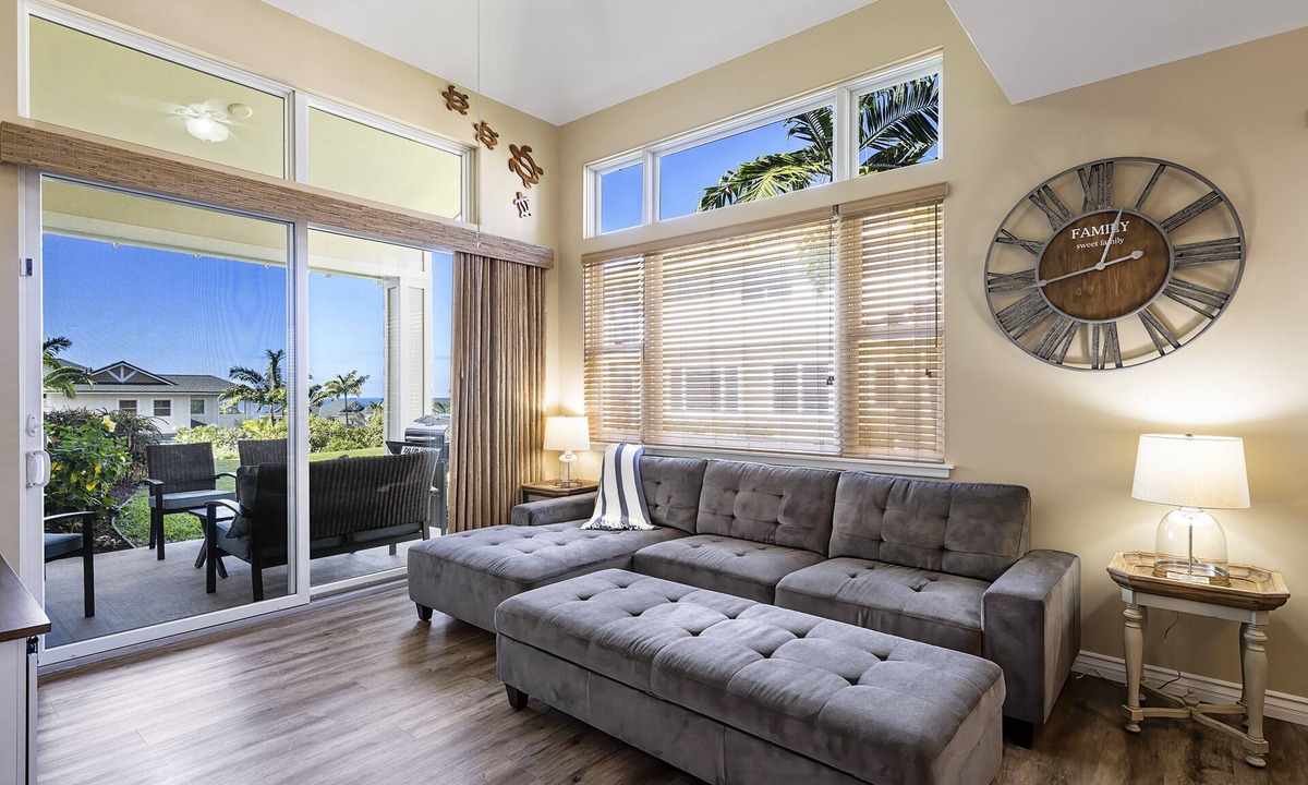 Kahaluu-Keauhou House | 🏖️Kona Townhome w/Ocean Views, Central A/C, Pool + Hot Tub
