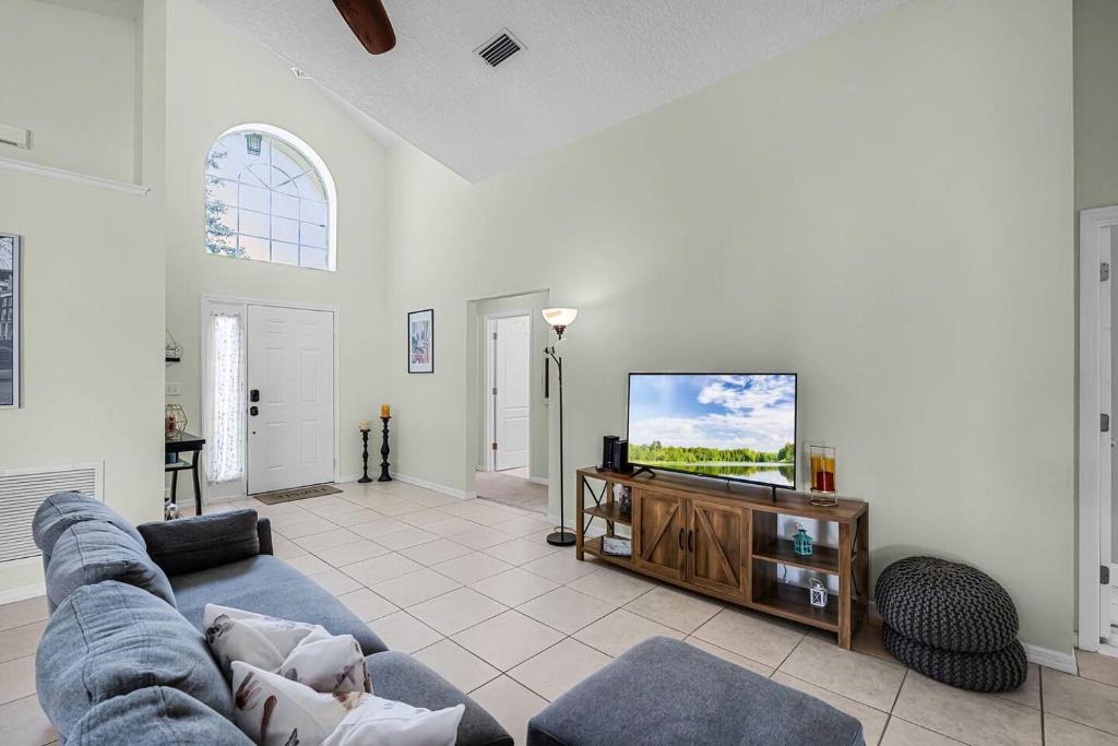 Mill Run Apartment | Mi Casita Near Disney & Universal