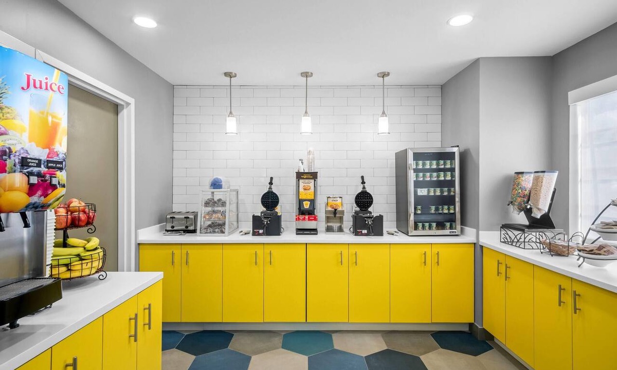 Georgetown Hotel | Microtel Inn by Wyndham Georgetown