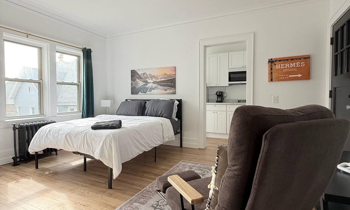 East Avenue Apartment | Modern studio in Downtown Rochester with a full kitchen and Smart TV, steps from High Falls.