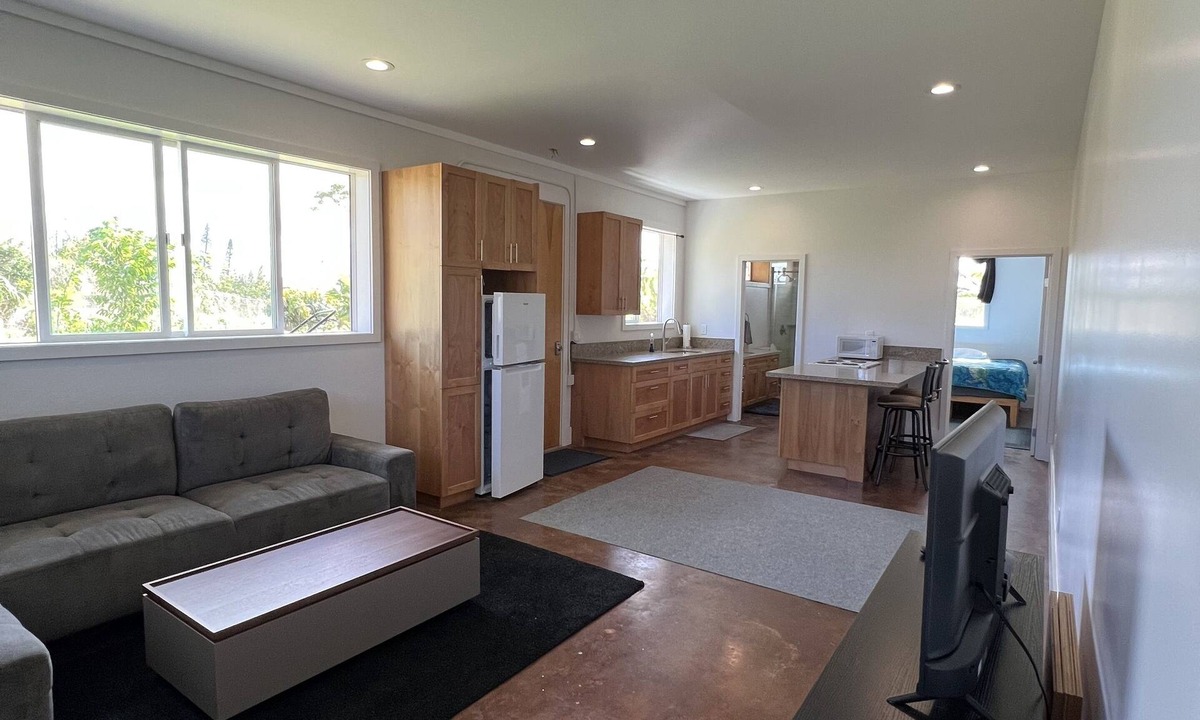 Pupukea House | Northshore Surf Retreat 5 minutes By Car to Beaches