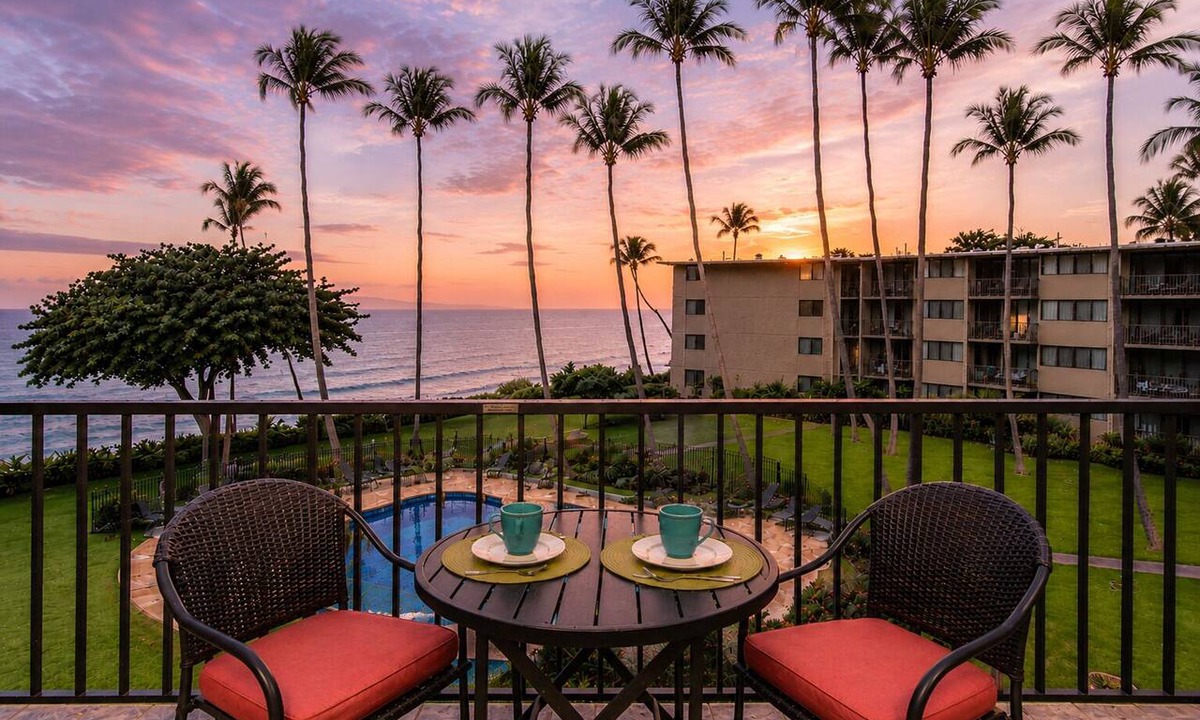 Maalaea Condo | Oceanfront Maui Condo, Whale Watching, Beach Access & Endless Views