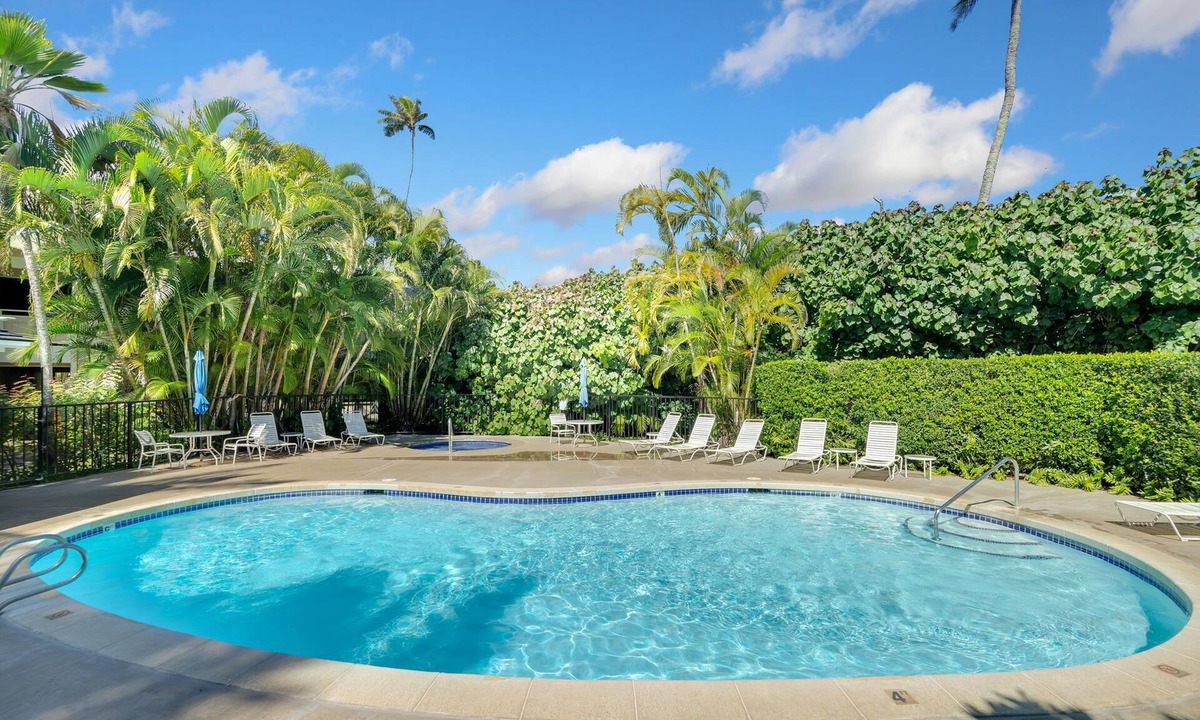 Wailua Condo | Plantation Hale Suites H7, AC, Walk to town, Near Beaches, Comp Wifi