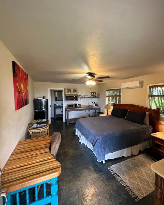 Honokaa House | Private Ohana on the lush Hamakua coast with AC