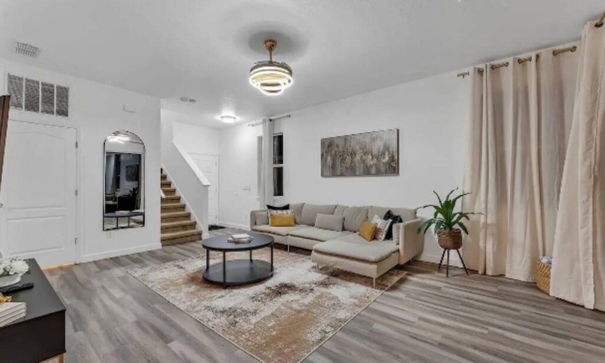 Sandy Ridge House | Spacious 4-bedroom Home in Davenport with Pool Heat Close to Disney!