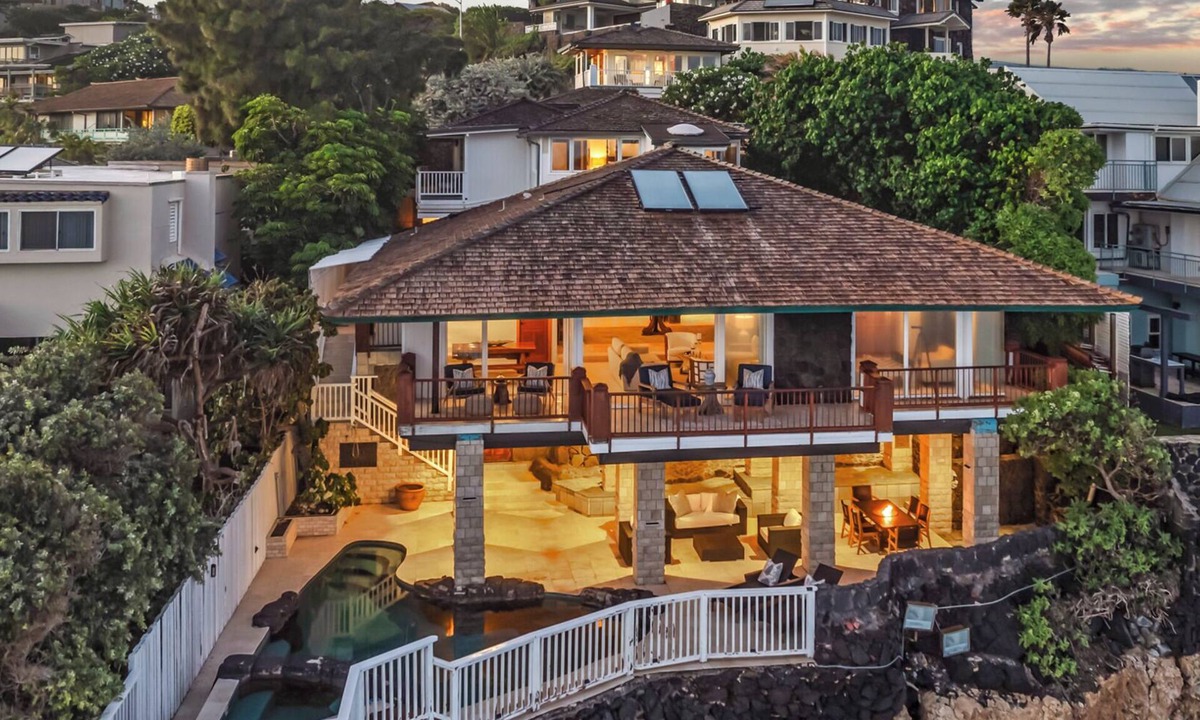 Kahala House | Spacious 5-bedroom house in Honolulu
