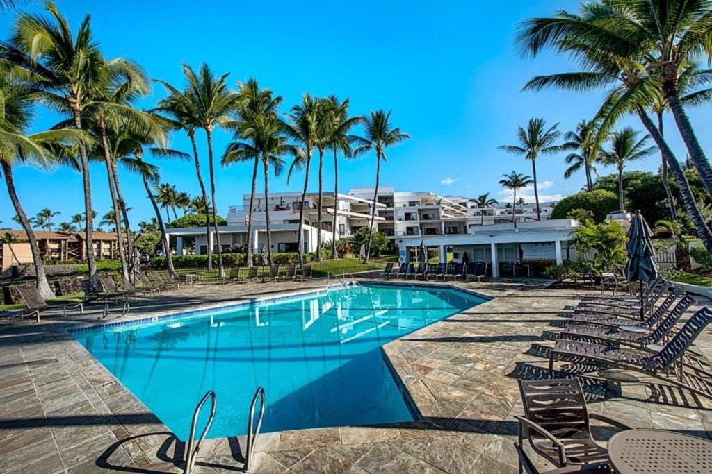 Kailua-Kona House | Spectacular Oceanfront Royal Sea Cliff 209 by Casago Kona