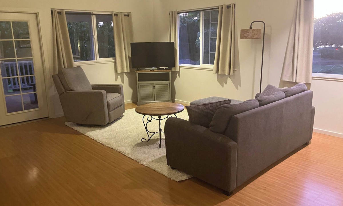 Pupukea Cottage | THE TREEHOUSE COTTAGE - 90 DAY RENTAL