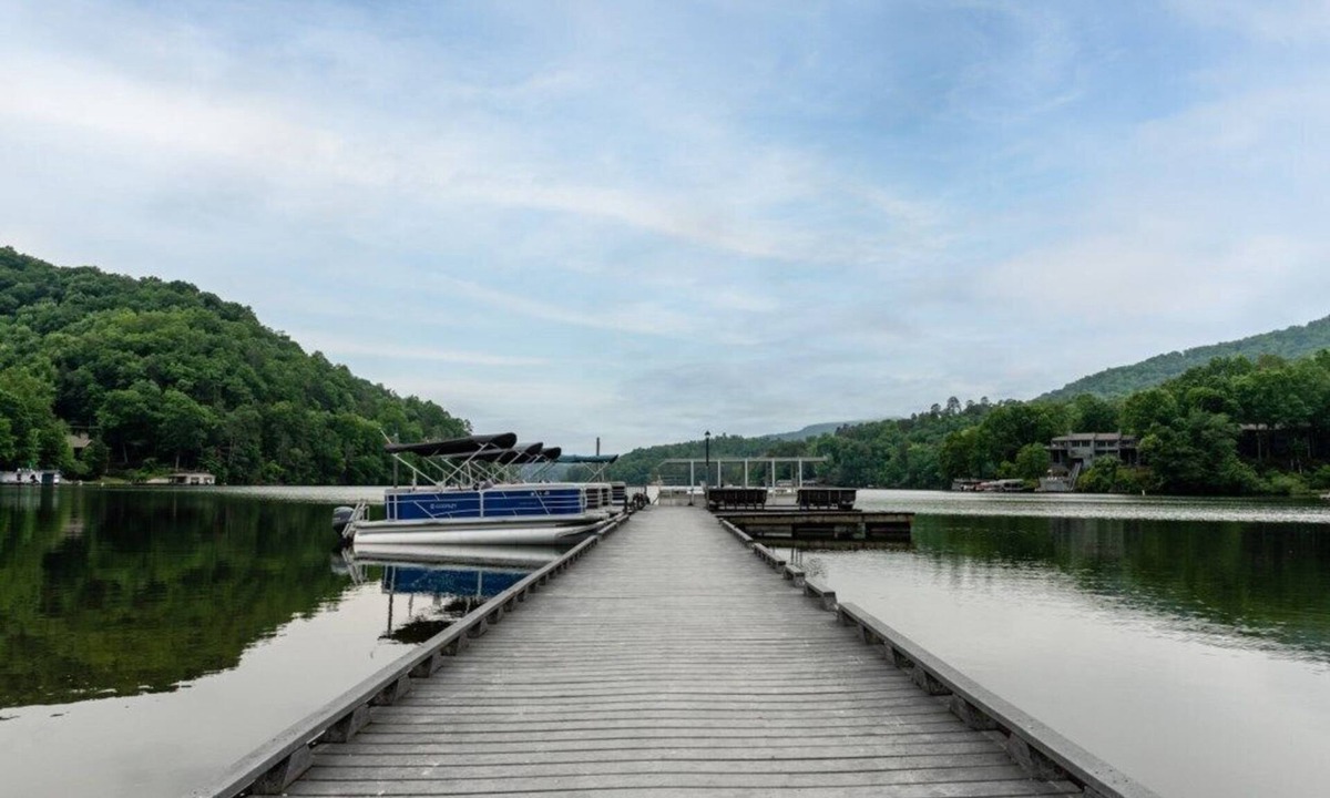 Lake Lure Condo | Tranquil Club Wyndham Resort at Fairfield Mountains, 2 Bedroom Deluxe Suite