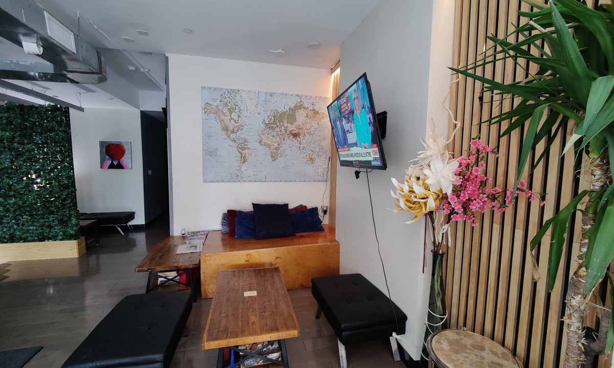 Cardozo Hostel | U Street Capsule Hostel