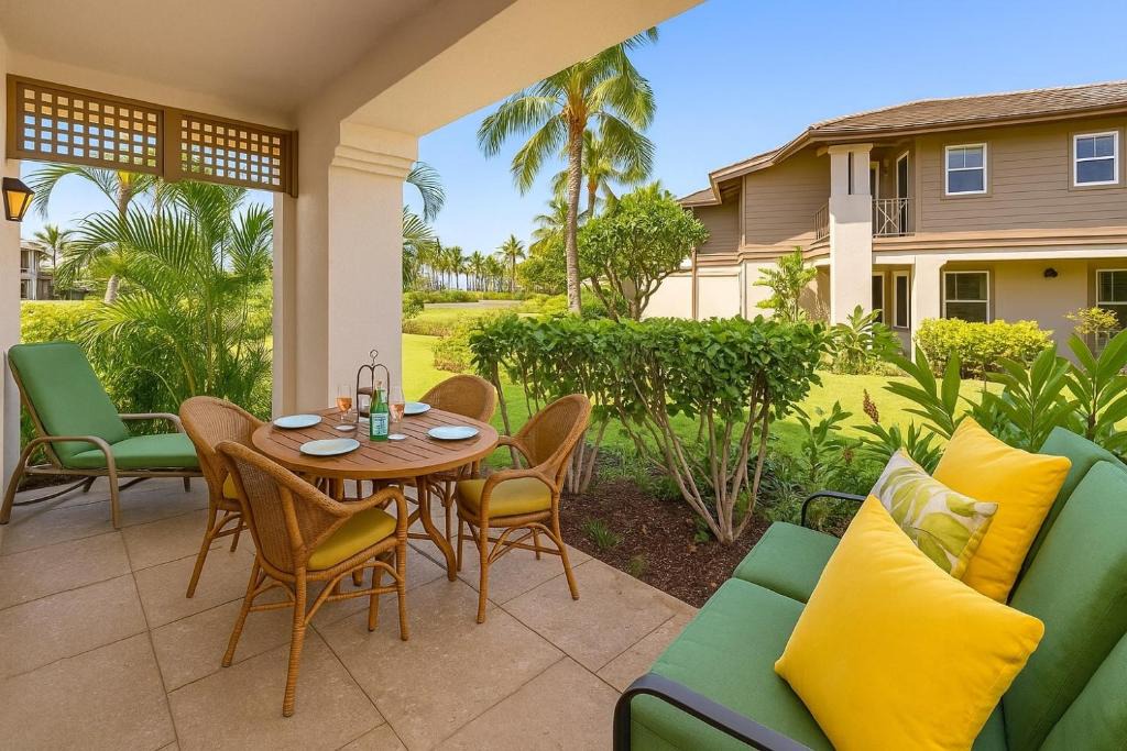 Waikoloa Apartment | Waikoloa Colony Villas Ocean View 5 BR Sleeps 12 Complimentary Car with 6 Nights WCV ML-1299 by KBM
