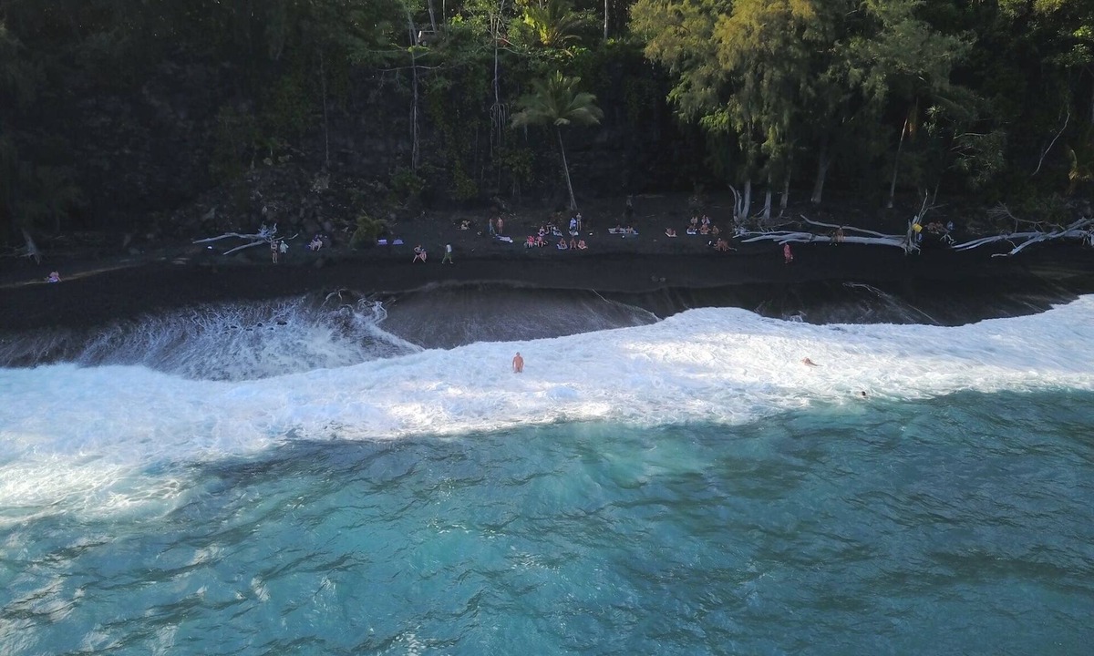 Kehena Beach Estates Cottage | Whale House w/AC @ Kehena Beach, Hawaii (Oceanfront)