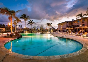 3-Star Hotel ∙ Courtyard by Marriott Oahu North Shore