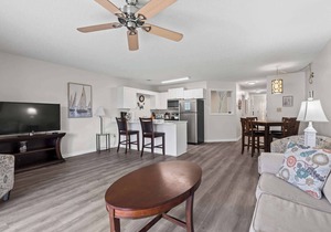 Beach Within Reach 1st Floor W/Pool By Beach Star in Surfside Beach