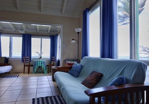 BEACHFRONT vacation Cottage (second floor), steps from the beach!