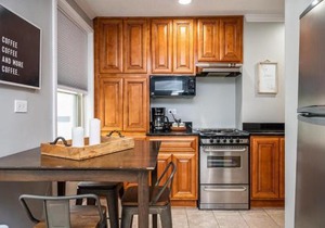 Downtown! 24h Concierge! Private Balcony! 11K in Atlanta