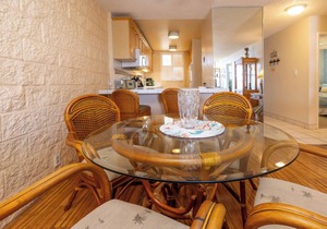 Maalaea Kanai A Nalu 405 Great Ocean Views Pool Great for up to 6 guests