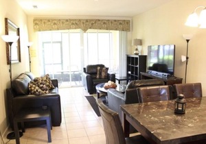 Modern 3 Bedroom 3 Bath Town Home In Trafalgar Village Resort