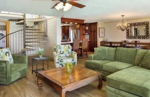 Punaluu Apartment | Aloha Beachside Getaways 3