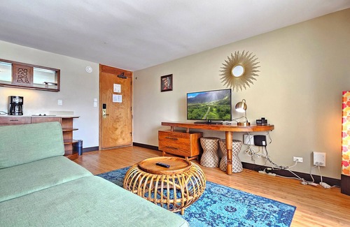Diamond Head - Kapahulu - St. Louis Apartment | BMB 804 Modern Waikiki 1 Bedroom, 2 mins to Beach