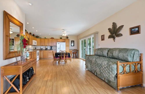 Kahaluu Bay Condo | 🏖️Ocean View | Steps From Kahalu'u Beach | WiFi