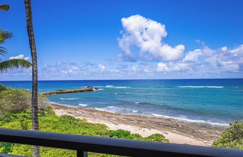Kahuku Villa | Seaside Luxury: Turtle Bay’s 4BR Dream Villa