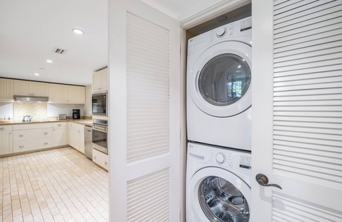 Kahuku Villa | Villa 105-106: Fall REDUCED 50%! OceanView Turtle Bay