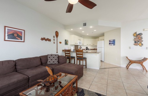 Kahaluu Bay Condo | 🌴Wonderful town home in a private setting with ocean views🌴