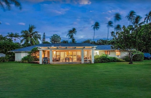 Kahului House | #1 Family & Windsurf Friendly Private Sandy Beachfront Home on North Shore