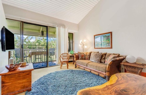 Kahuku House | 148 East
