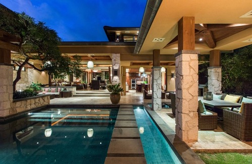 Kahala House | 15% Off Summer Special! Luxury Oceanfront Estate: Banyan House 4BD