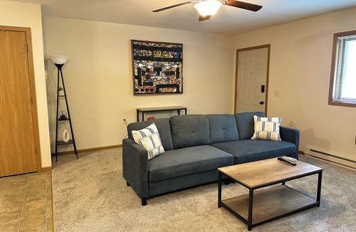 Reedsburg Apartment | 2-bedroom Home in Reedsburg - 20min from Wisconsin Dells - Across from RAMC